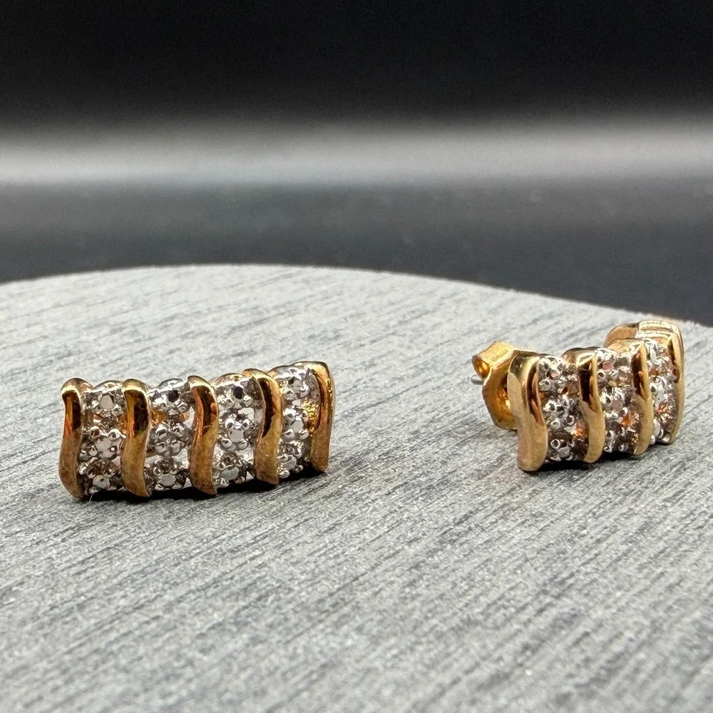 Gold Tone Crystal Curved Bar Stud Earrings Sparkly Statement Minimalist Gift